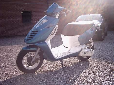 Aprilia Sonic GP *SOLGT* billede 2