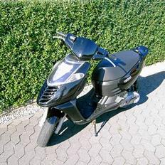 Aprilia Sonic (Solgt)