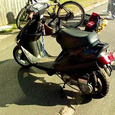 Yamaha Jog solgt.