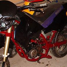 Suzuki RMX byttet til sonic