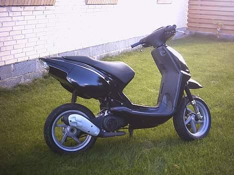 Aprilia rally - SOLGT - billede 2