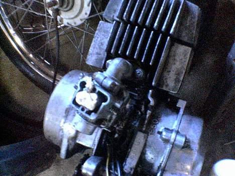 Puch kl -PROJEKT- - moteren den ligner jo også lort billede 8