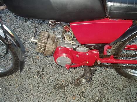 Suzuki DM50 skrottet - gear side billede 7
