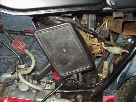 Suzuki DM50 skrottet - luft filter billede 10