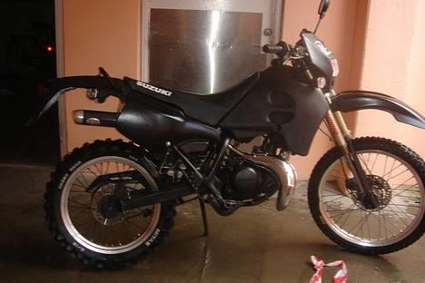 Suzuki RMX 2000 - SOLGT - Før min ulykke i vinter, ´05 billede 1
