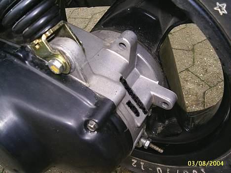 Peugeot Speedfight 2 Solgt - lig lige mærke til den usandsynligt rene motorblok :P billede 11