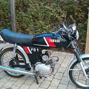 Yamaha Fs-1 