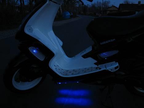 Peugeot Speedfight 2 AC SOLGT! billede 9