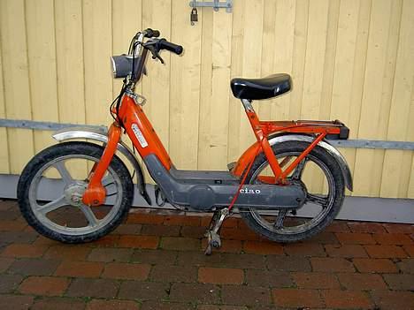 Vespa Ciao >>SOLGT<< billede 2