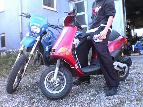 Piaggio zip (Solgt) billede 1