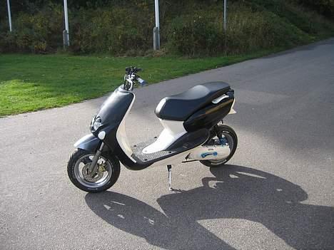 Yamaha neos--->TilSalg 3000kr billede 2