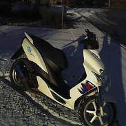 Yamaha Jog R   ( FØR )