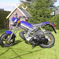 Suzuki Street Magic - Solgt