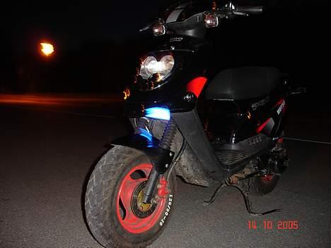 PGO Hot 50 ** Solgt ** billede 7