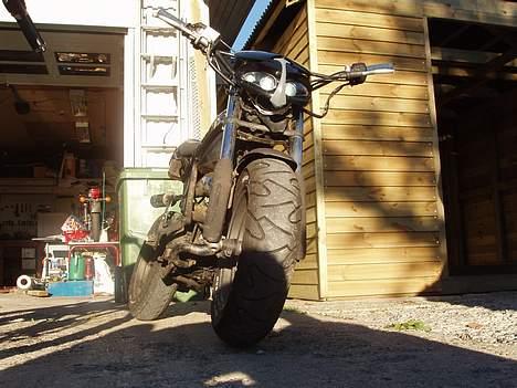 Suzuki street magic før. - nede fra som den er nu billede 7