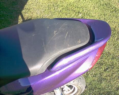 Yamaha jog R (Byttet til ssm) - Et sædebetræk vil være godt.. de lorte snavs sidder pisse godt fast... billede 8