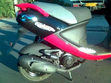 PGO Galaxy (TOTAL SKADET!!!) - Udstødning... mm. GAMMELt!!! billede 2