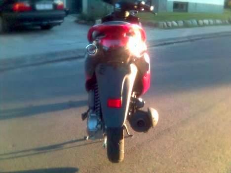 PGO Galaxy (TOTAL SKADET!!!) - Bagfra... GAMMELT!!! billede 3