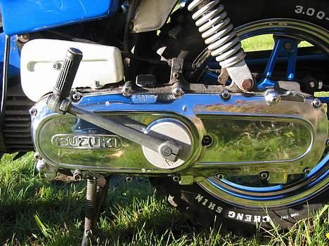 Suzuki Suzi FZ50 - Krom Kædedæksel billede 9