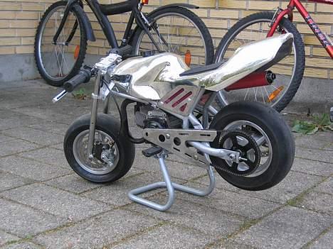 MiniBike Nitro R1B *BYTTET* billede 3