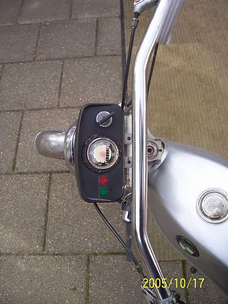 Puch monza 2g Solgt (4600kr.) - (nyt billed)   her er der kommet spedometer og tæningslås på..! billede 8
