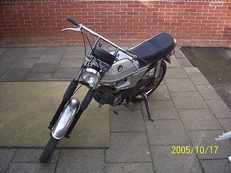 Puch monza 2g Solgt (4600kr.) - (nyt billed)   her er der kommet spedometer og tæningslås på..! billede 9