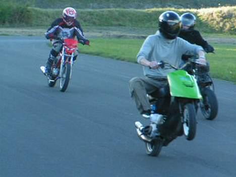 Yamaha Evo 70ccm jog (solgt) billede 5
