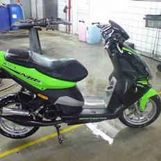 Piaggio NRG Power DT *Solgt*