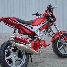 Suzuki Street Magic |Solgt|