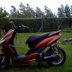 Yamaha Jog R EFEKT LAK  (solgt)