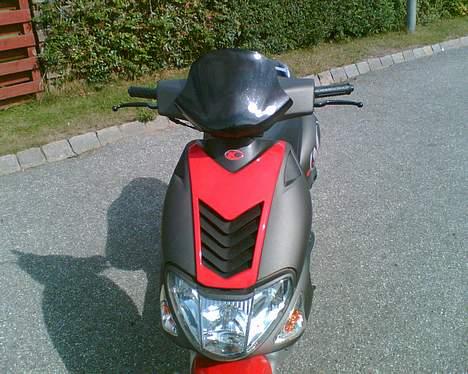 Kymco Super 9 billede 2
