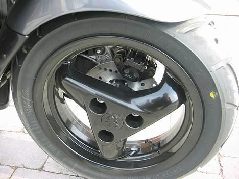 Peugeot Speedfight 2 TOTAL SKADET billede 6