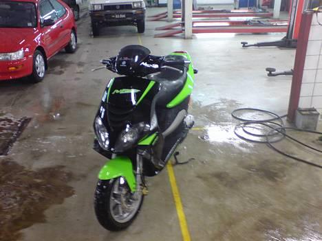 Piaggio NRG Power DT *Solgt* - Ny vasket.. I min lille vaskehal ude ved toyota :p billede 1