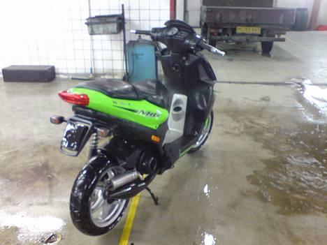 Piaggio NRG Power DT *Solgt* - Ny vasket.. I min lille vaskehal ude ved toyota :p billede 4