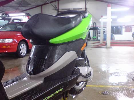 Piaggio NRG Power DT *Solgt* - Ny vasket.. I min lille vaskehal ude ved toyota :p billede 9
