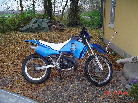 Suzuki RMX [ SOLGT ] - Lidt fra siden af. billede 2