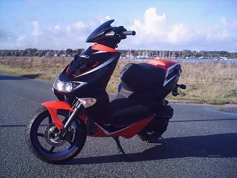 Aprilia Sr50 Ditech SOLGT billede 2