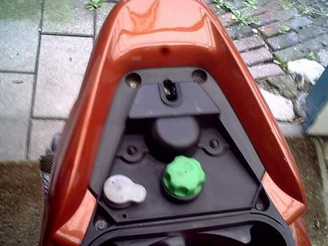 Yamaha Jog R EFEKT LAK  (solgt) billede 6