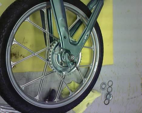 Puch Maxi K - 100 % - SOLGT ! - mine dejlige nye fælge....MUMS igen..hehe billede 8