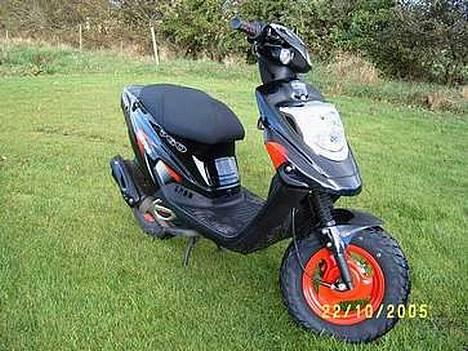 PGO Hot 50 billede 1