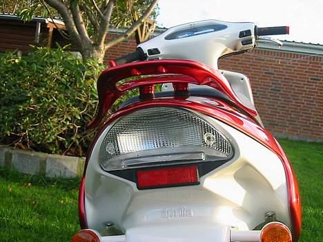 Aprilia rally  - bagfra.. billede 6