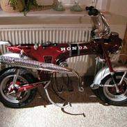 Honda dax <3<3<3 :)