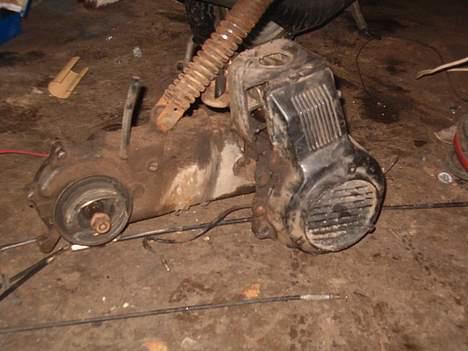 Honda melody ( futte ) solgt - en  motor til skal skiles ad og bygges op med 47 mm cylle og hvad jeg ellser finder på   billede 10