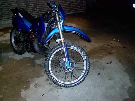 Suzuki RMX   SOLGT billede 10