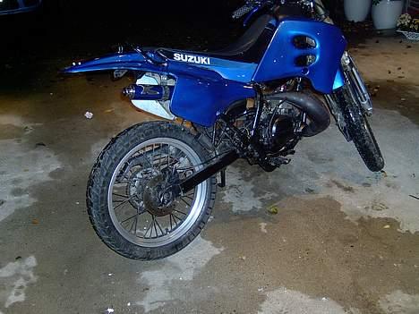 Suzuki RMX   SOLGT billede 11