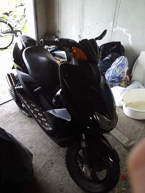 Yamaha aerox billede 3