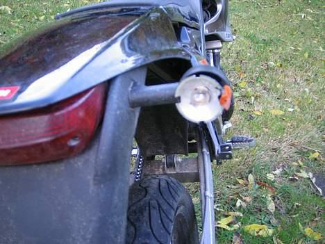 Derbi Senda Xtreme¨¨TILSALG. - den eneste nitte på hele knallen. højre bag blinklys er i stykker.  billede 7