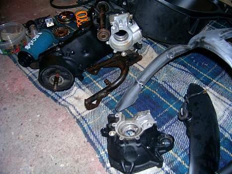 Aprilia sonic  SOLGT billede 2