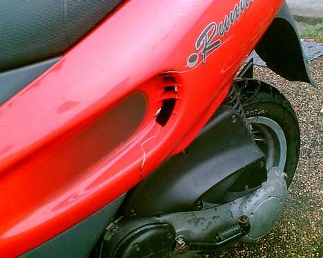 Gilera runner DD LC - har haft et lille uheld....nederen..... billede 16