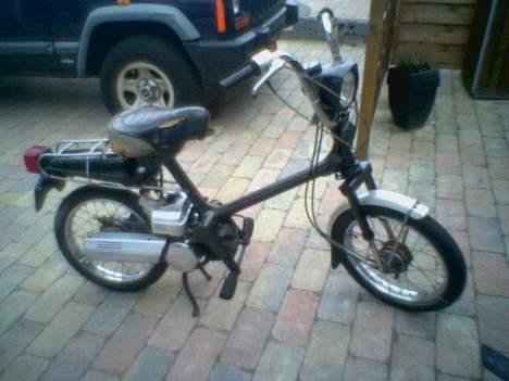 Honda Express TIL SALG - Med gammel sæde, synes næsten det er blevet en helt ny knallert efter det nye er kommet på ! :) billede 11